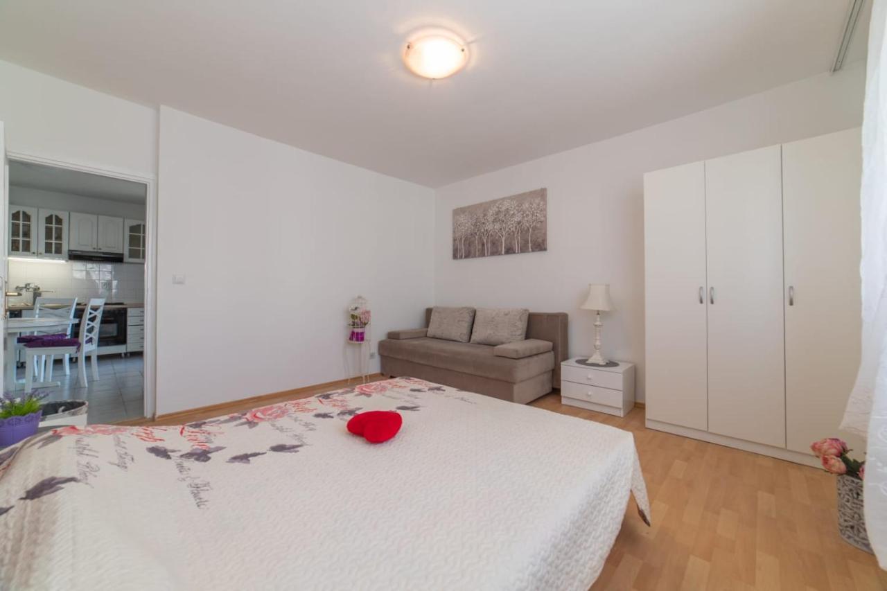 Appartement Strawberry à Split Extérieur photo