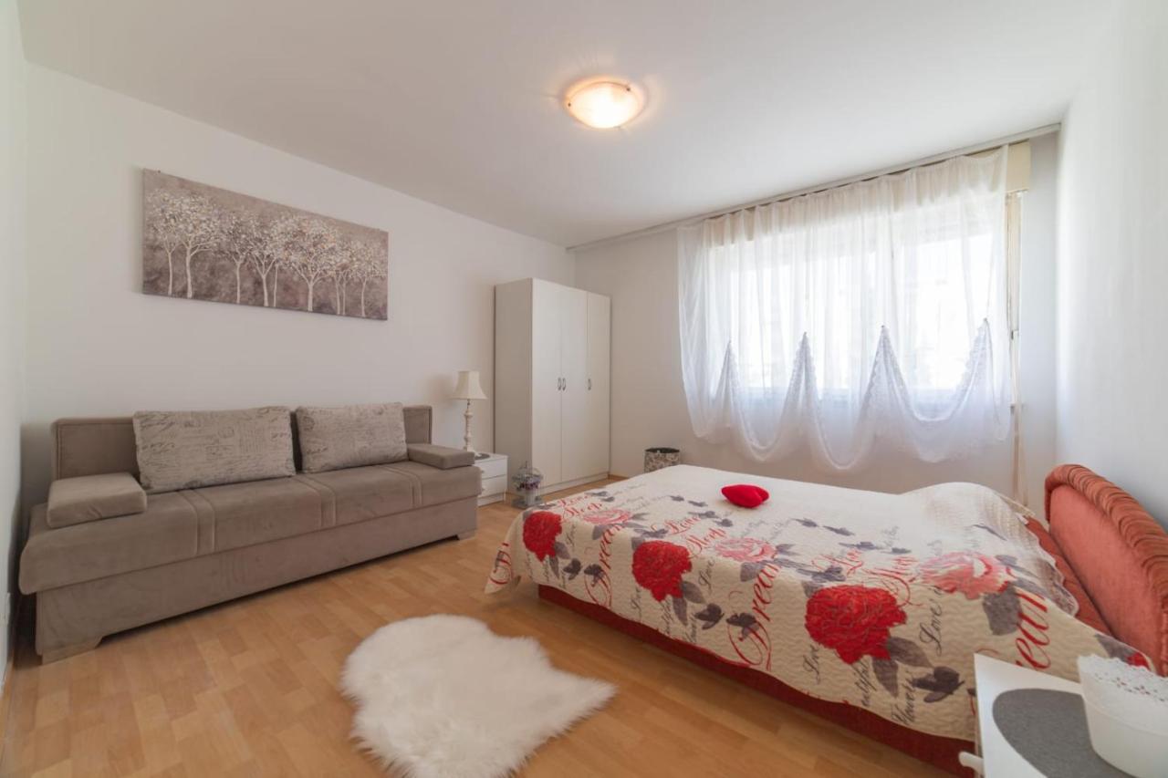 Appartement Strawberry à Split Extérieur photo